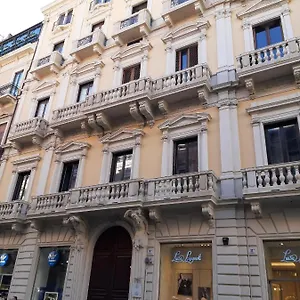 Umberto House *** Катания